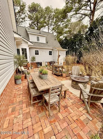 $325,000 | 2211 Kathleen Drive, Greenville, NC 27858