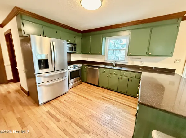 $325,000 | 2211 Kathleen Drive, Greenville, NC 27858