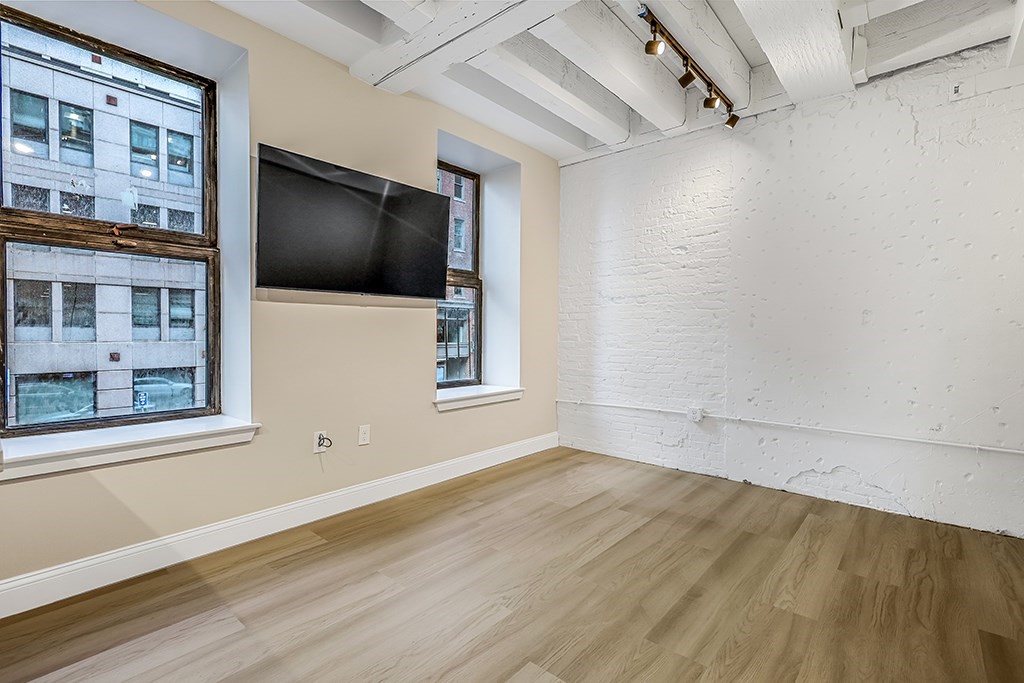 67 Broad Street, Unit 201 Boston, MA 02109 - Photo 3 of 10