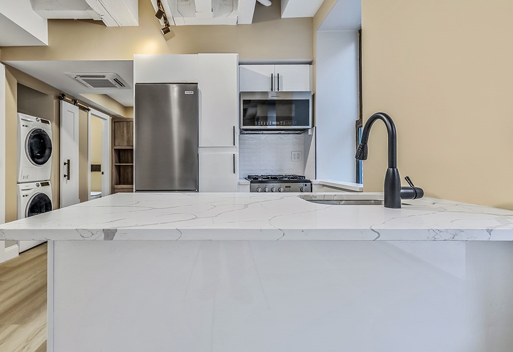 67 Broad Street, Unit 201 Boston, MA 02109 - Photo 4 of 10