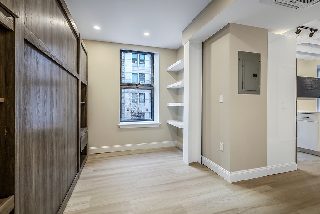67 Broad Street, Unit 201 Boston, MA 02109 - Photo 7 of 10