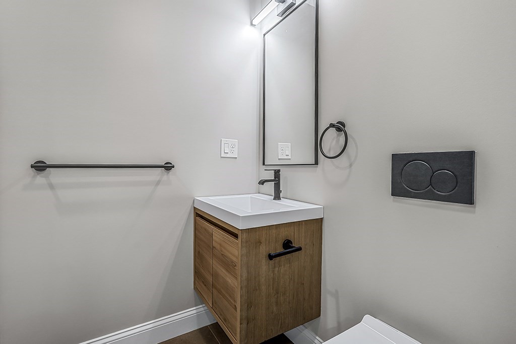 67 Broad Street, Unit 201 Boston, MA 02109 - Photo 9 of 10