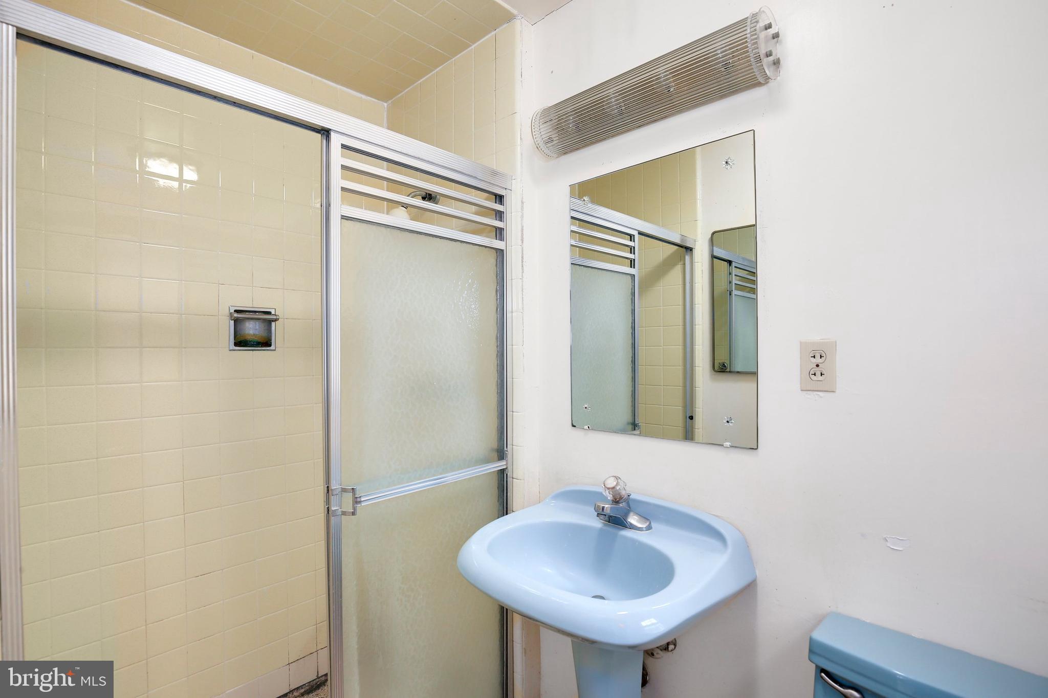 9535 Clement Road Silver Spring, MD 20910 - Photo 20 of 28