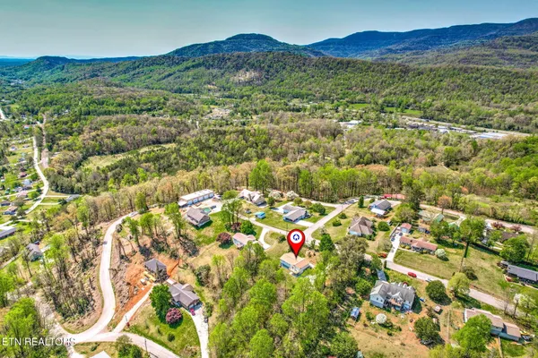 $359,000 | 256 Mountainview Estates, Caryville, TN 37714