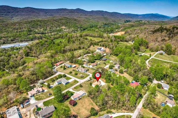 $359,000 | 256 Mountainview Estates, Caryville, TN 37714