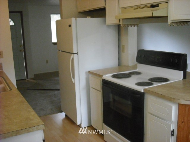 126 Raintree Loop Southeast Rainier, WA 98576 - Photo 8 of 20 Gallery Image 8