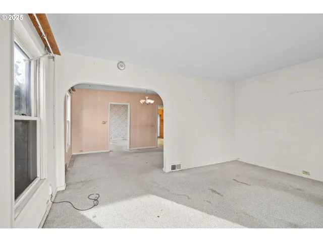 $639,000 | 6015 North Houghton Street, Portland, OR 97203