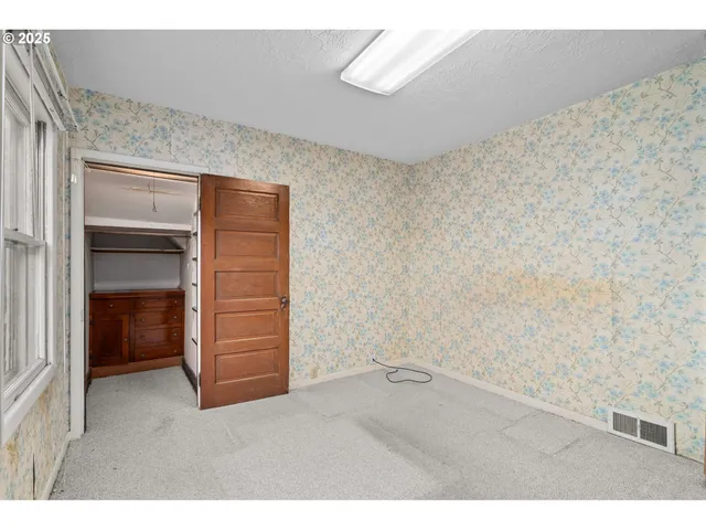 $639,000 | 6015 North Houghton Street, Portland, OR 97203