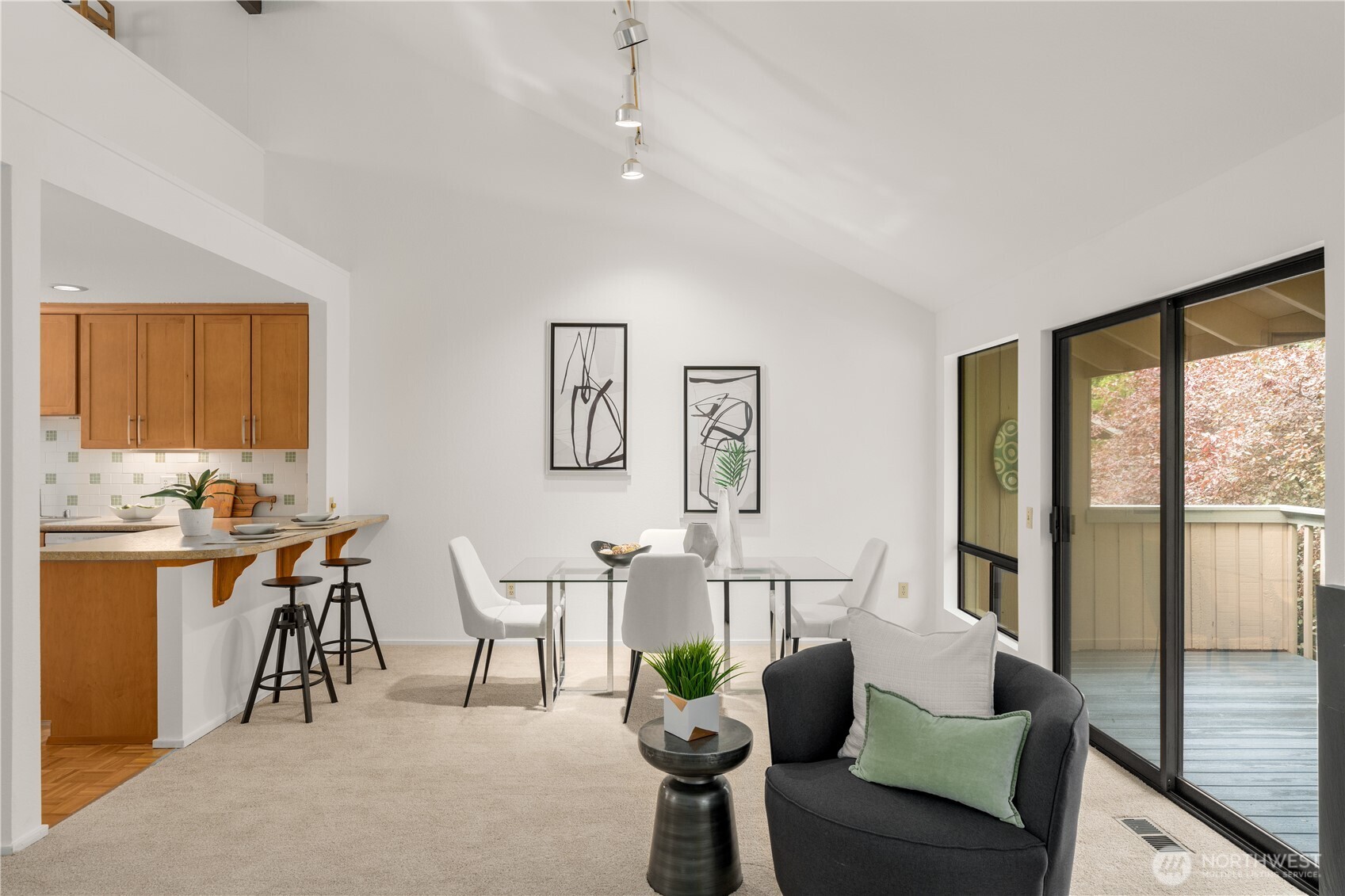 2938 Kennewick Place Northeast Renton, WA 98056 - Photo 4 of 28