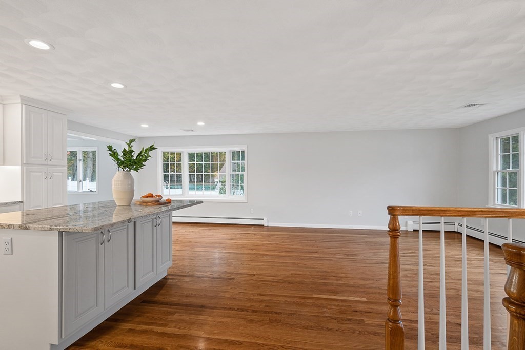 22 Pratt Street Billerica, MA 01821 - Photo 12 of 42