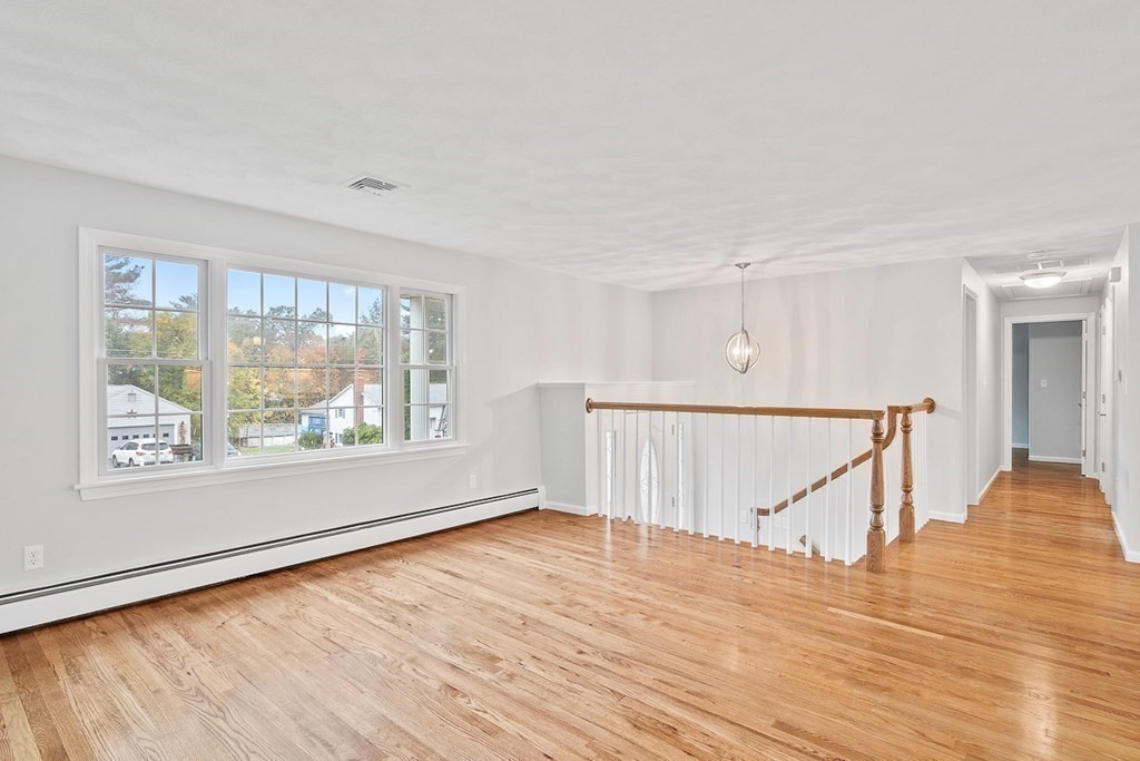 22 Pratt Street Billerica, MA 01821 - Photo 13 of 42