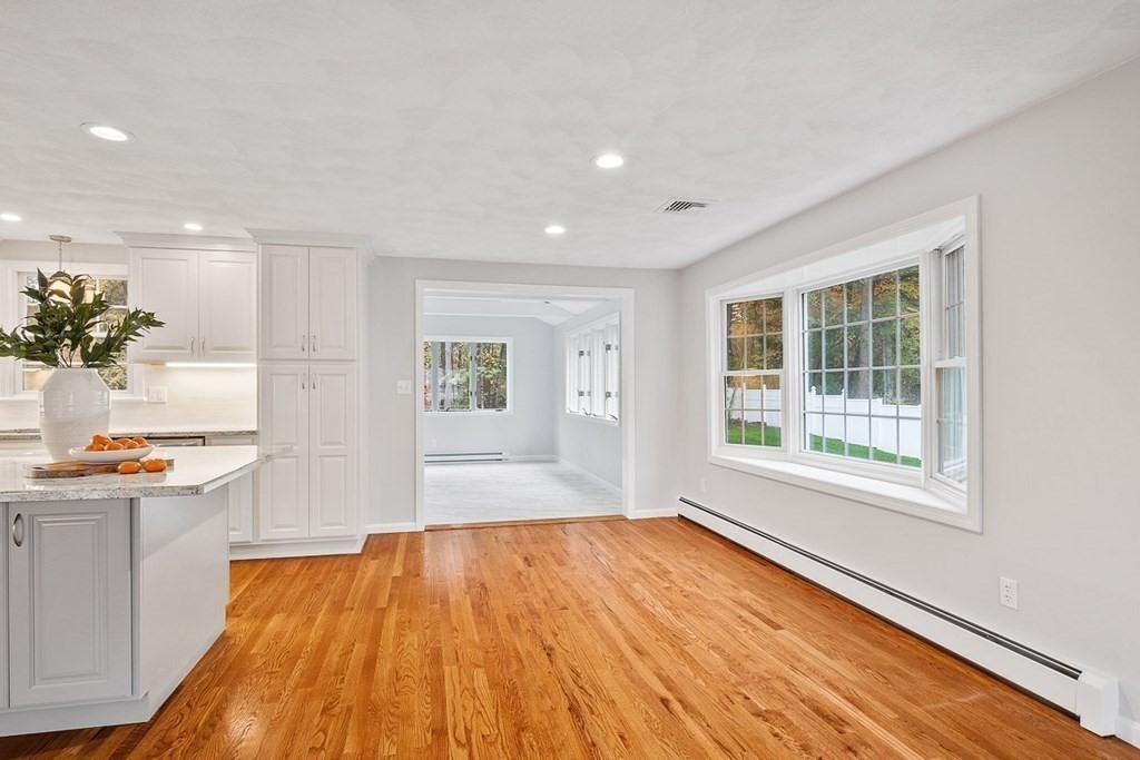 22 Pratt Street Billerica, MA 01821 - Photo 14 of 42