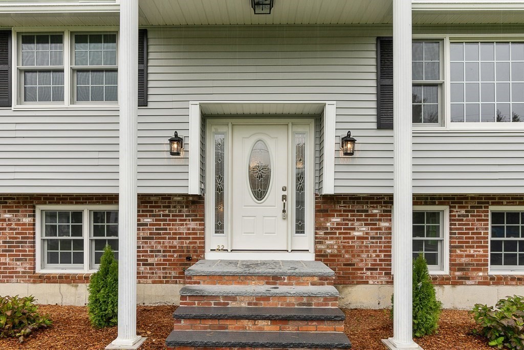 22 Pratt Street Billerica, MA 01821 - Photo 5 of 42