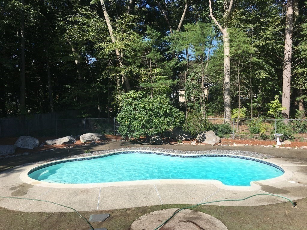 22 Pratt Street Billerica, MA 01821 - Photo 7 of 42