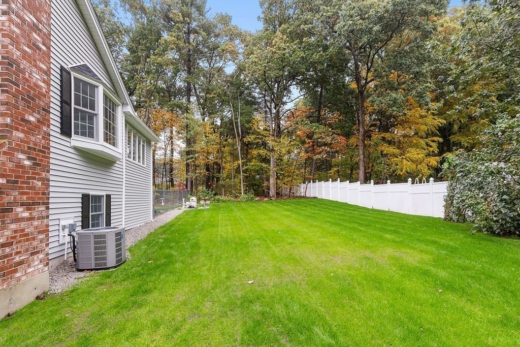 22 Pratt Street Billerica, MA 01821 - Photo 10 of 42