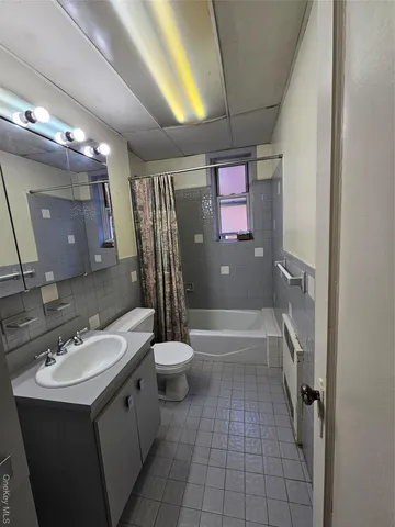 $355,000 | 111-39 76th Road, Unit E4 | Forest Hills