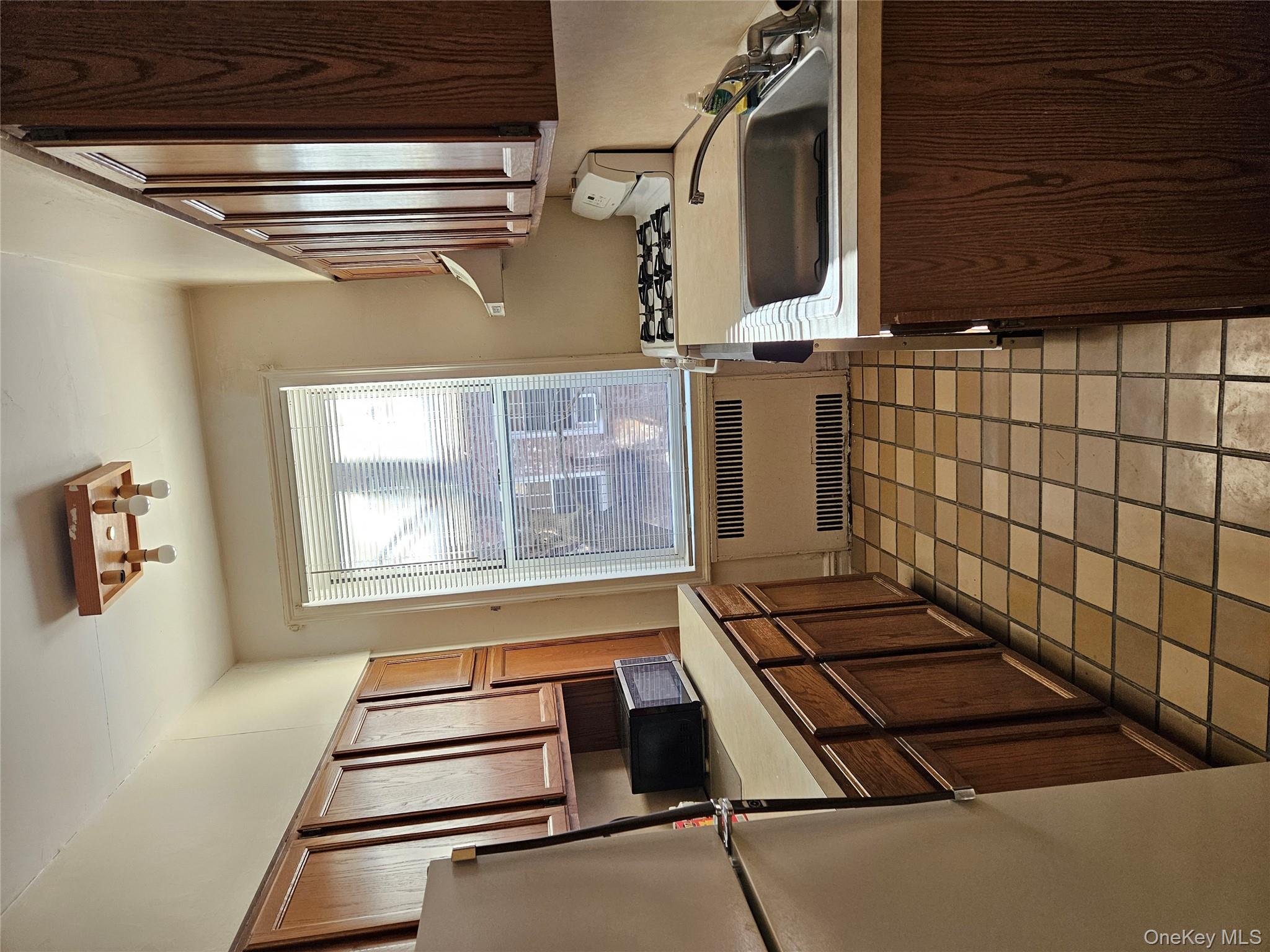 111-39 76th Road, Unit E4 Queens, NY 11375 - Photo 8 of 16