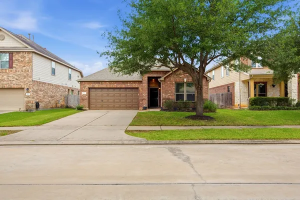 $2,200 | 11103 Avery Oaks Lane, Richmond, TX 77406