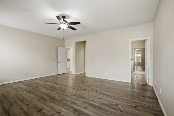 $2,200 | 11103 Avery Oaks Lane, Richmond, TX 77406