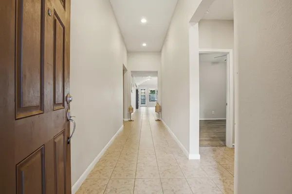 $2,200 | 11103 Avery Oaks Lane, Richmond, TX 77406
