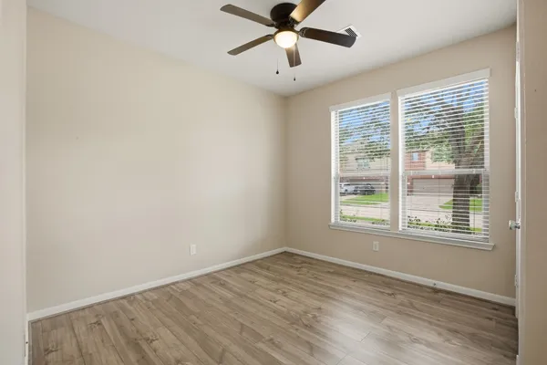 $2,200 | 11103 Avery Oaks Lane, Richmond, TX 77406