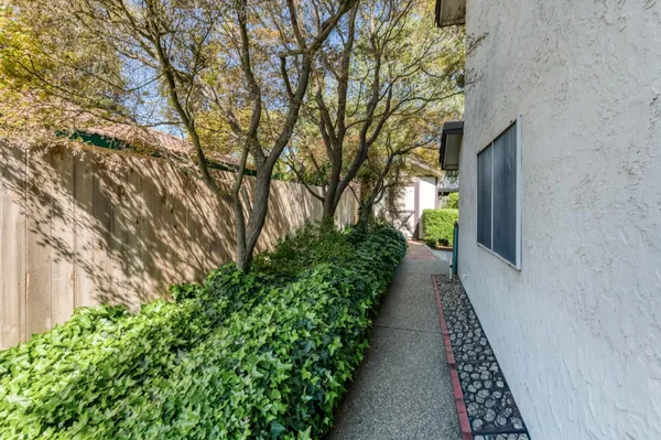 $492,500 | 2051 Los Altos Avenue, Clovis, CA 93611