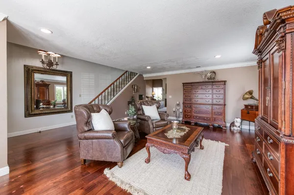 $492,500 | 2051 Los Altos Avenue, Clovis, CA 93611