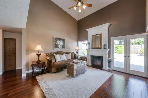 $492,500 | 2051 Los Altos Avenue, Clovis, CA 93611