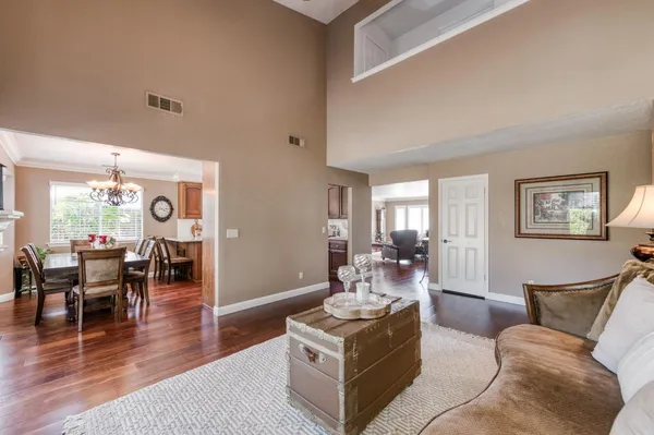 $492,500 | 2051 Los Altos Avenue, Clovis, CA 93611