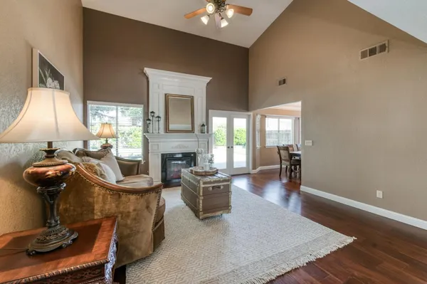 $492,500 | 2051 Los Altos Avenue, Clovis, CA 93611