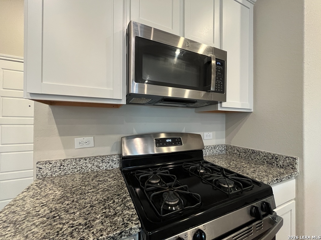 6912 Cetera Crossing Converse, TX 78109 - Photo 12 of 38