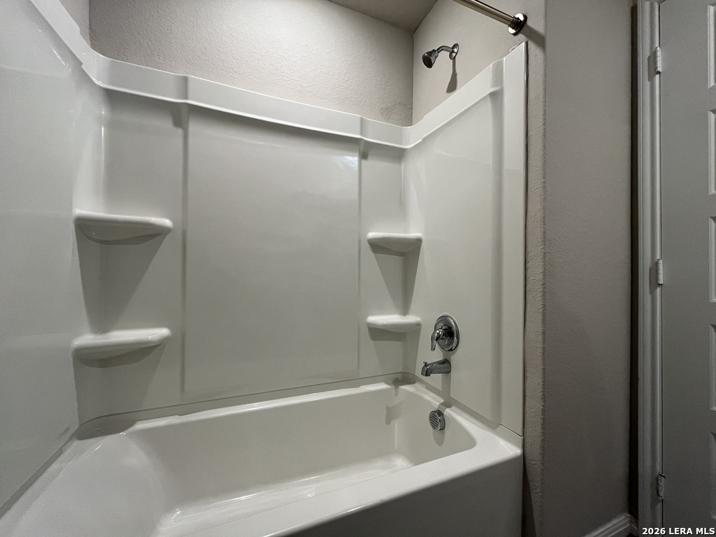 6912 Cetera Crossing Converse, TX 78109 - Photo 26 of 38