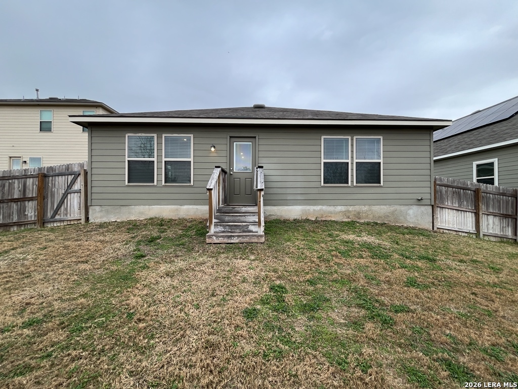 6912 Cetera Crossing Converse, TX 78109 - Photo 32 of 38