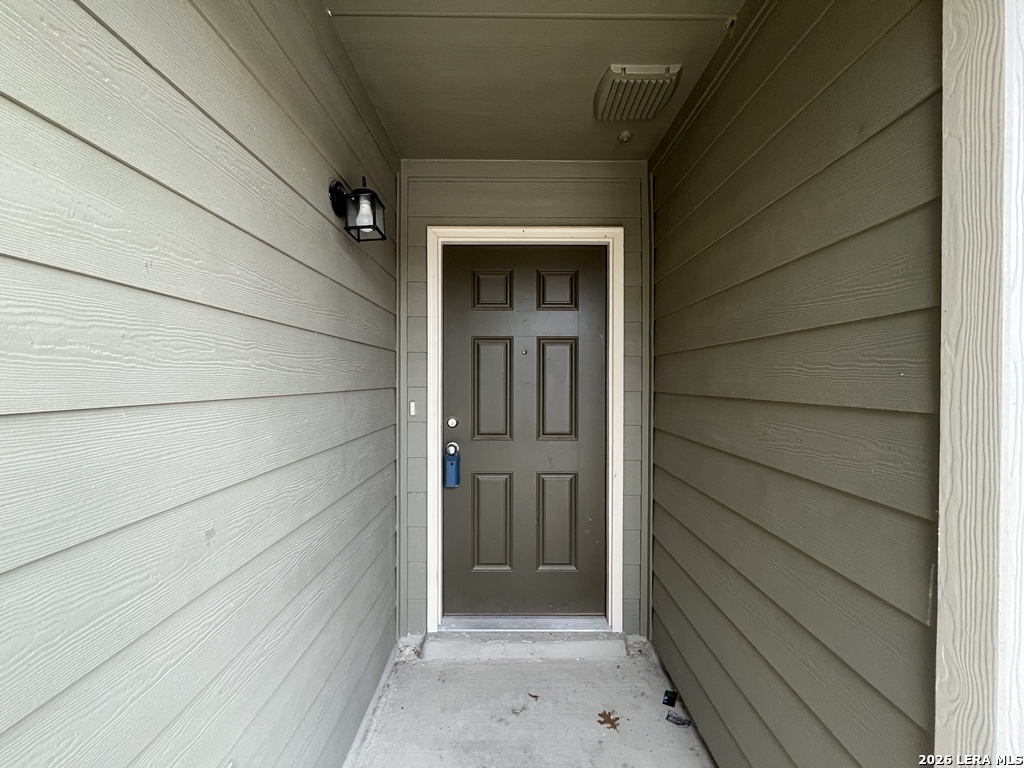 6912 Cetera Crossing Converse, TX 78109 - Photo 33 of 38