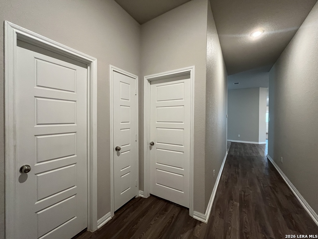 6912 Cetera Crossing Converse, TX 78109 - Photo 7 of 38