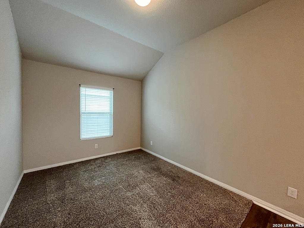 6912 Cetera Crossing Converse, TX 78109 - Photo 8 of 38