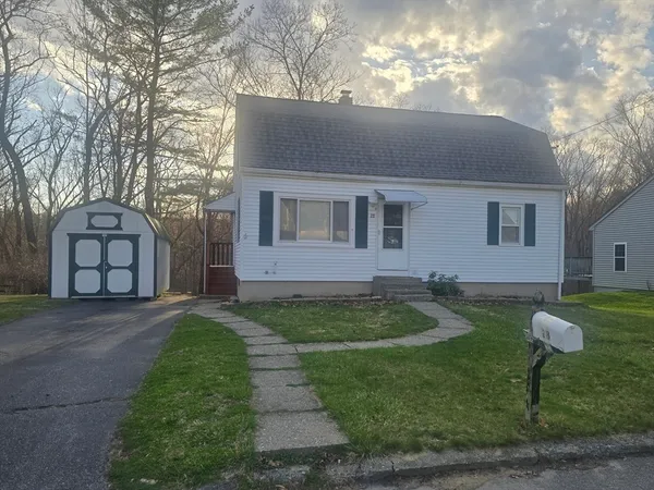 $2,650 | 28 Chestnut Hill Road, North Oxford, MA 01537