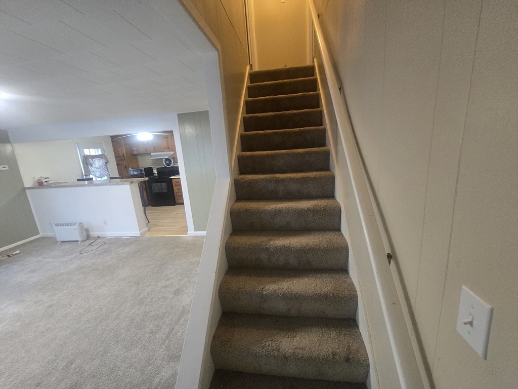 28 Chestnut Hill Road North Oxford, MA 01537 - Photo 15 of 27