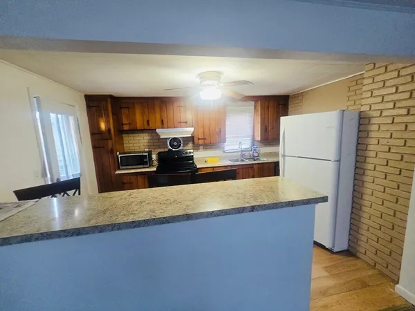 $2,650 | 28 Chestnut Hill Road, North Oxford, MA 01537