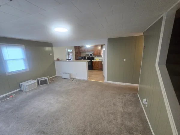 $2,650 | 28 Chestnut Hill Road, North Oxford, MA 01537