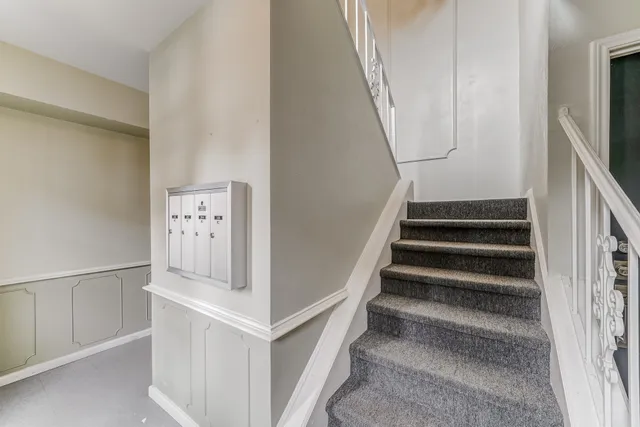 $1,600 | 382 North Post Oak Lane, Unit 382, Houston, TX 77024