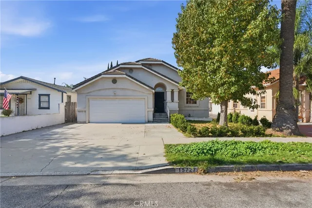 $630,000 | 15727 Virginia Avenue, Paramount, CA 90723