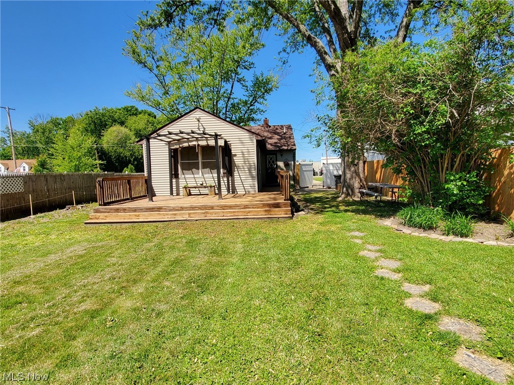 3028 Dickenson Road Ashtabula, OH 44004 - Photo 9 of 23
