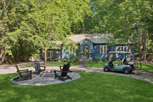 $1,179,000 | 14507 Lakeshore Road, Lakeside, MI 49116