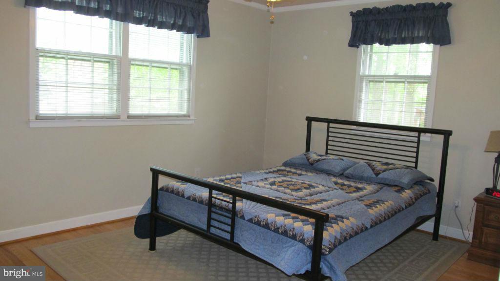 7911 Foote Lane Springfield, VA 22151 - Photo 6 of 17 Bedroom