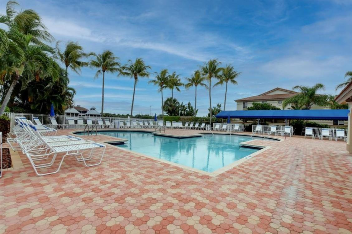 6688 Via Regina Boca Raton, FL 33433 - Photo 45 of 47 Photo 46