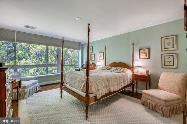 $600,000 | 4940 Sentinel Drive, Unit 4405, Bethesda, MD 20816