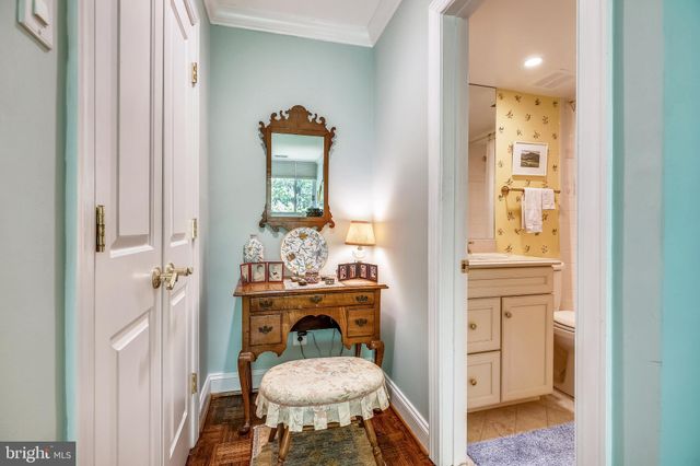 $600,000 | 4940 Sentinel Drive, Unit 4405, Bethesda, MD 20816