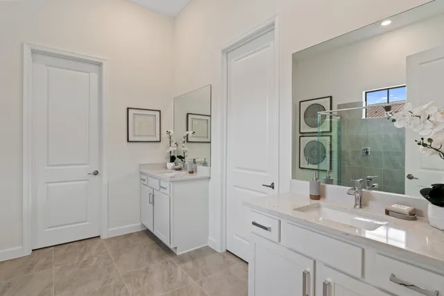 $529,950 | 520 Southeast Fascino Circle, Port St. Lucie, FL 34984