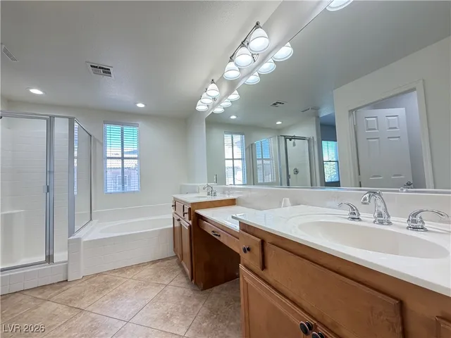 $1,934 | 11428 Belmont Lake Drive, Unit 104, Las Vegas, NV 89135